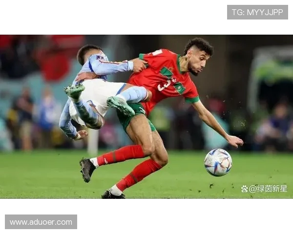 迪亚斯感慨情绪波动夜晚 祝阿什拉夫早日康复重返赛场